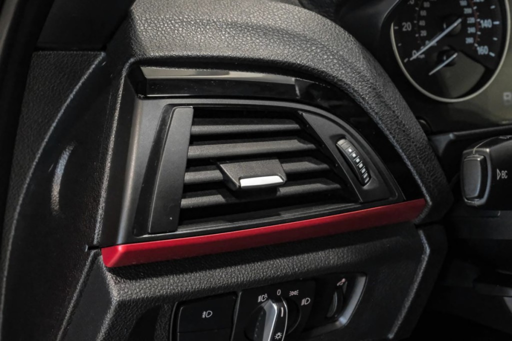 2017 BMW 2 Series Image 42