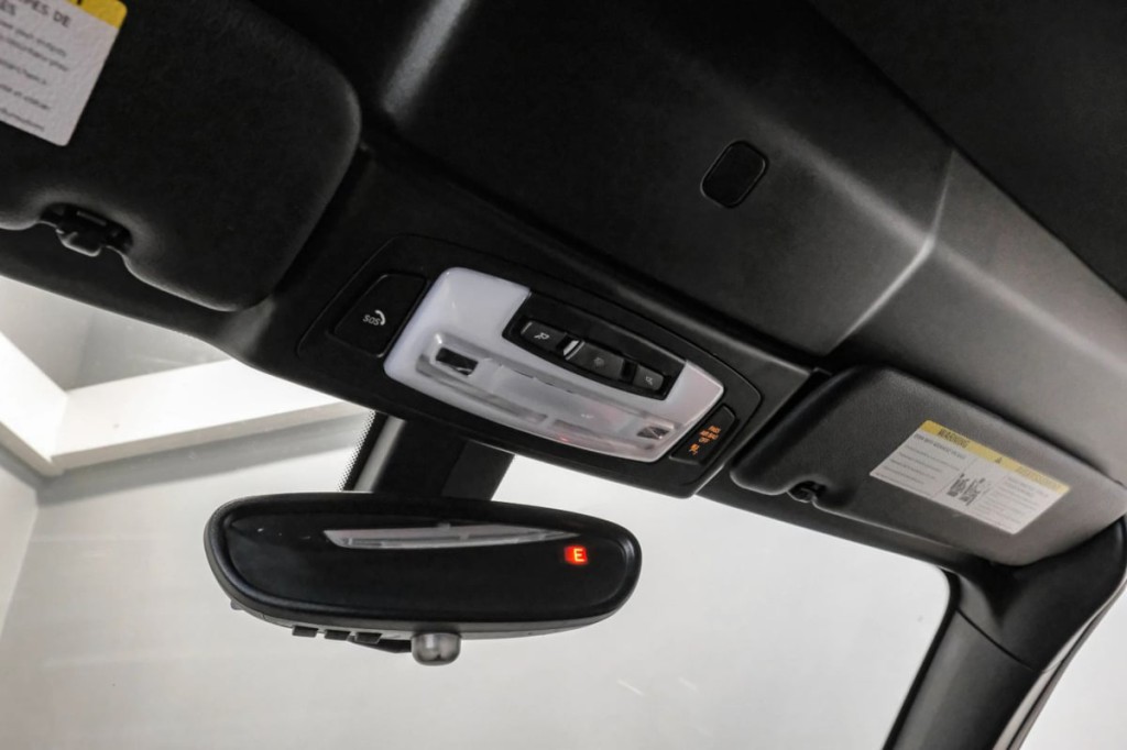 2017 BMW 2 Series Image 43
