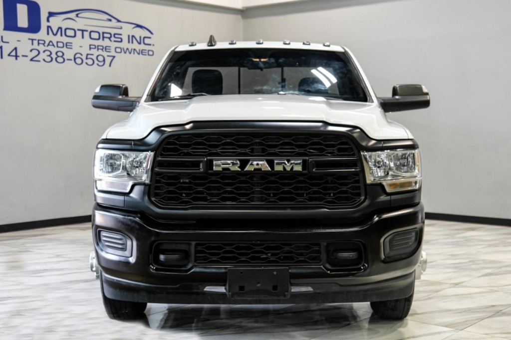 2022 RAM 3500 Image 7