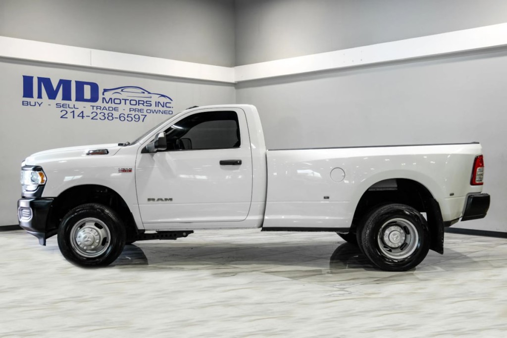 2022 RAM 3500 Image 13