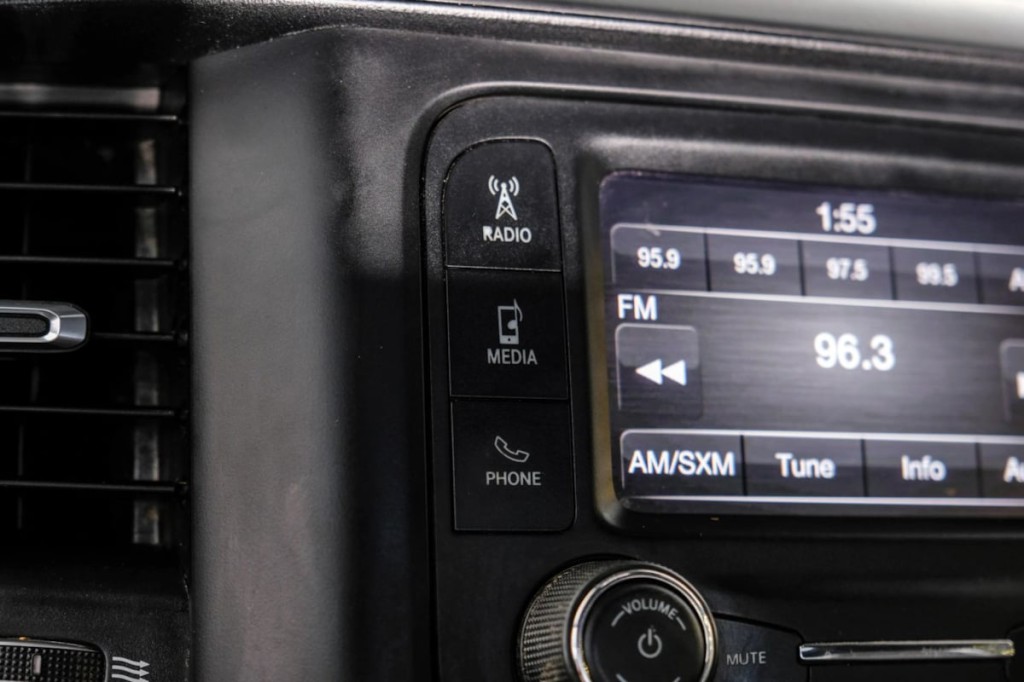 2022 RAM 3500 Image 29