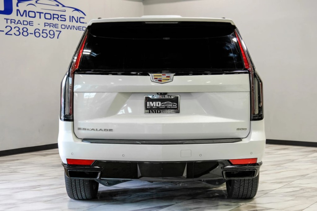 2021 Cadillac Escalade Image 12