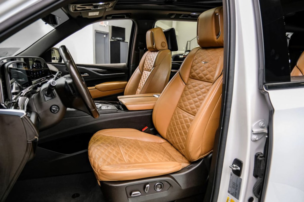 2021 Cadillac Escalade Image 45