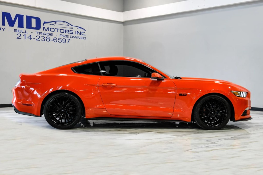 2015 Ford Mustang Image 9