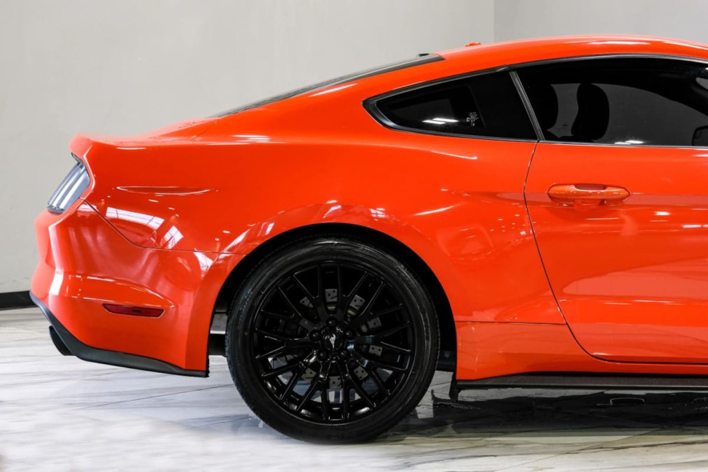 2015 Ford Mustang Image 14