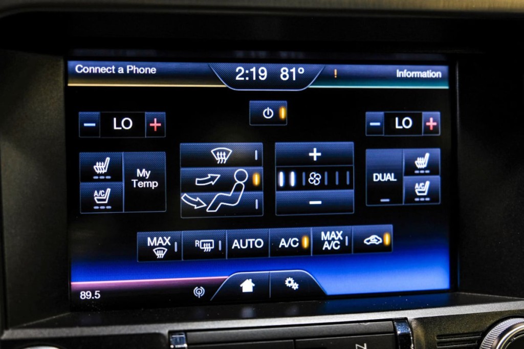 2015 Ford Mustang Image 41