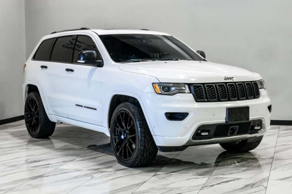 2017 Jeep Grand Cherokee Image 10