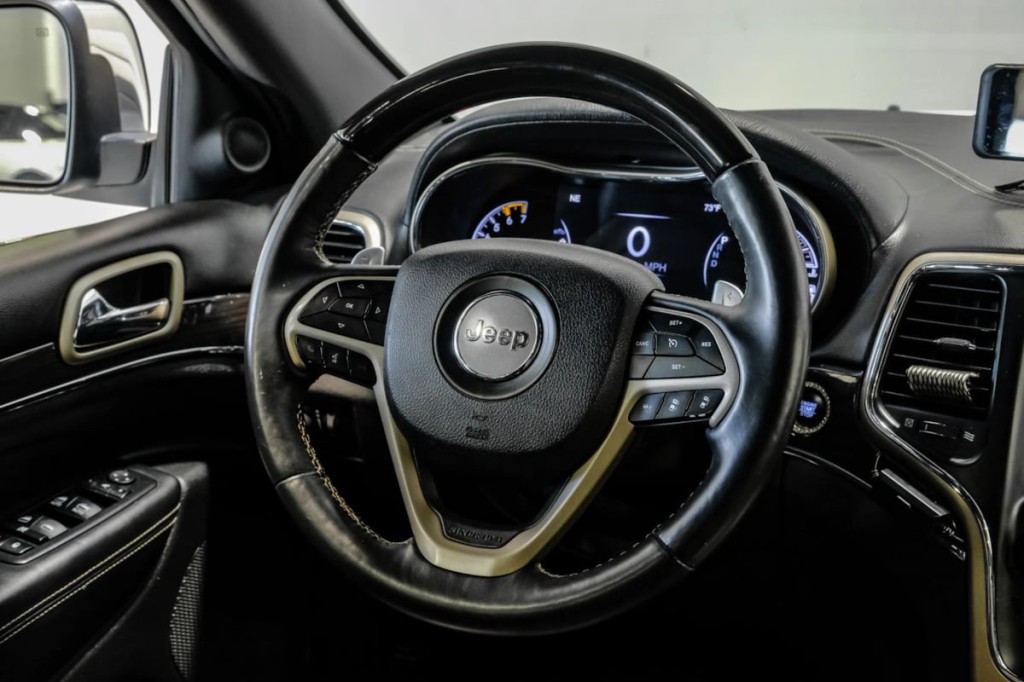 2017 Jeep Grand Cherokee Image 24