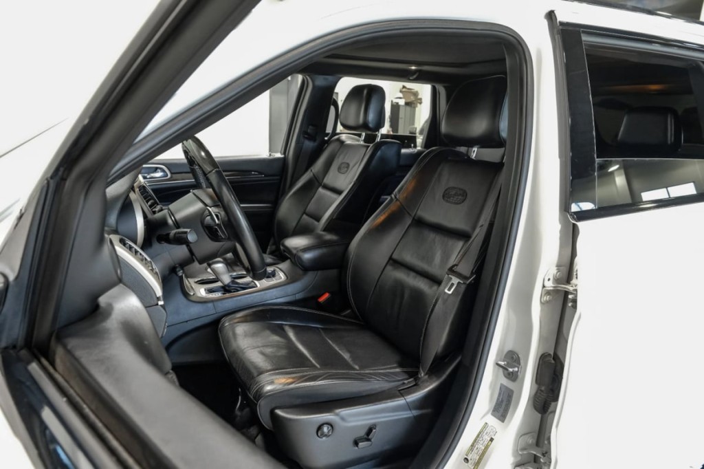 2017 Jeep Grand Cherokee Image 42