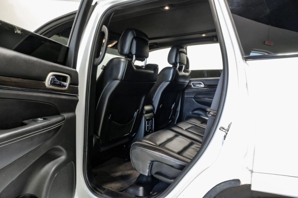 2017 Jeep Grand Cherokee Image 51