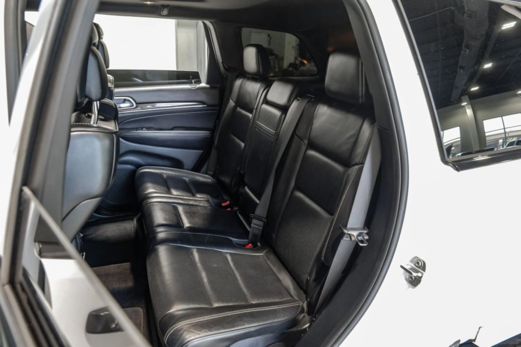 2017 Jeep Grand Cherokee Image 52
