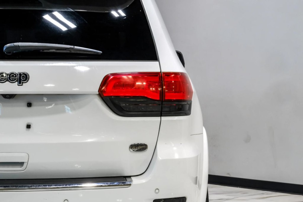 2017 Jeep Grand Cherokee Image 62