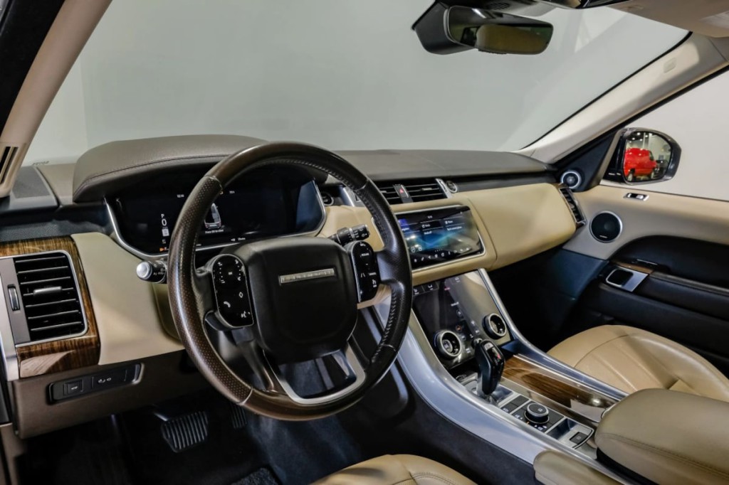 2020 Land Rover Range Rover Sport Image 4