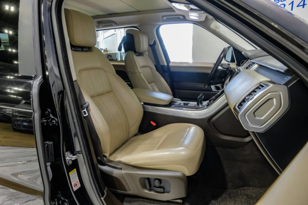 2020 Land Rover Range Rover Sport Image 47