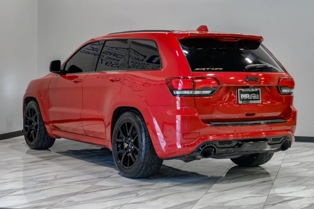 2018 Jeep Grand Cherokee Image 16