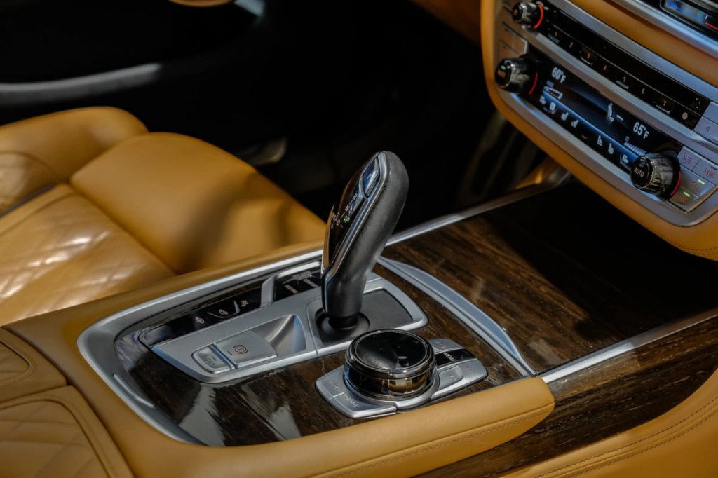 2022 BMW 7 Series Image 32