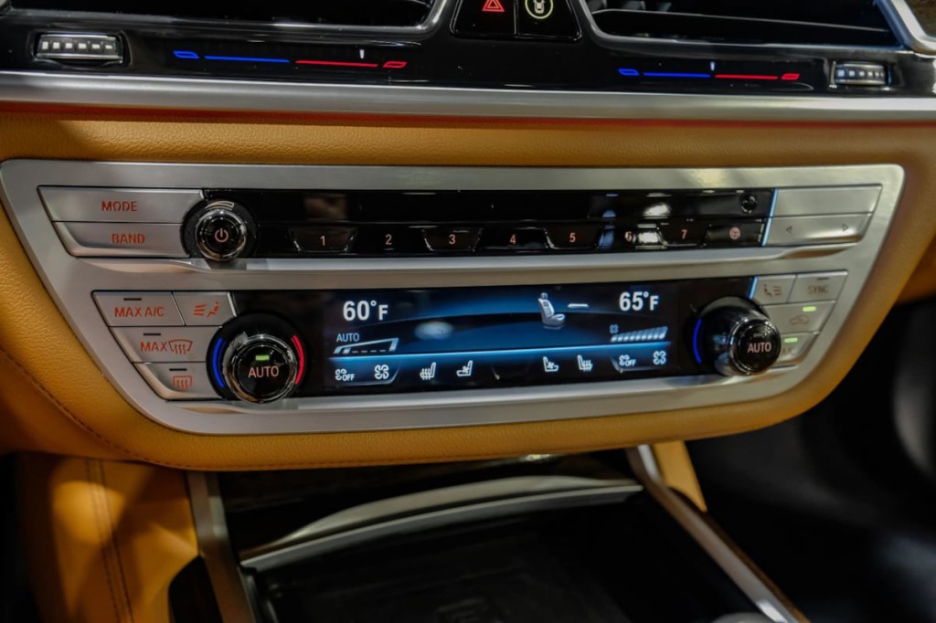 2022 BMW 7 Series Image 36