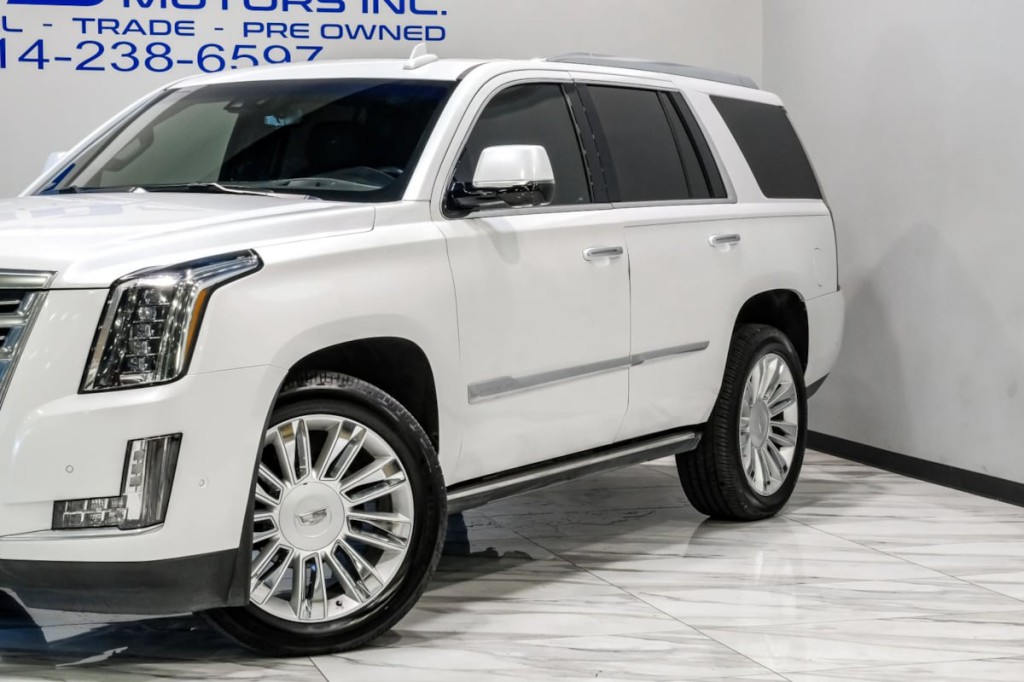 2020 Cadillac Escalade Image 8