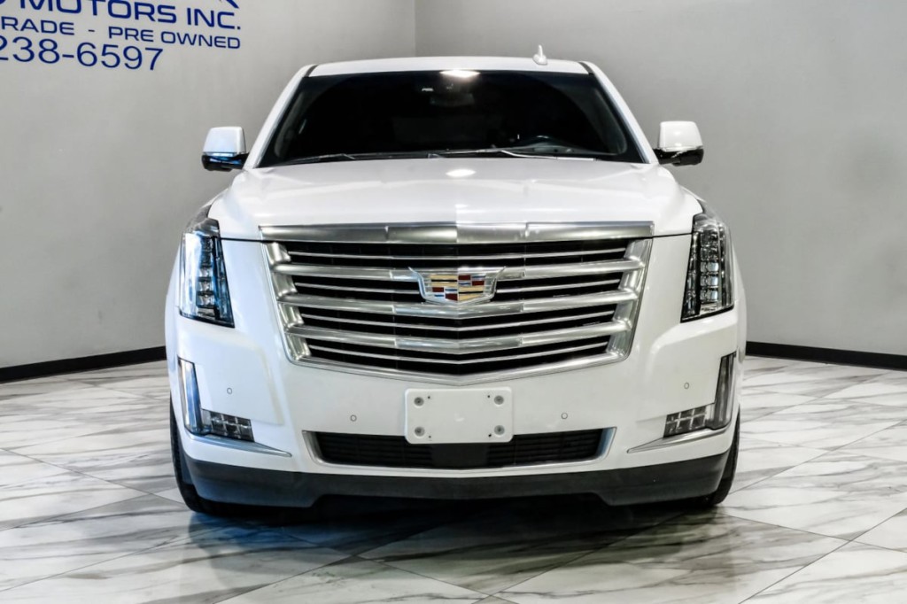 2020 Cadillac Escalade Image 9
