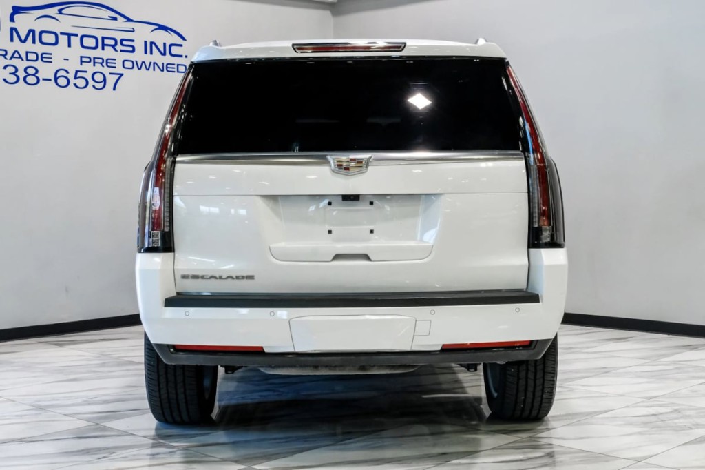 2020 Cadillac Escalade Image 15