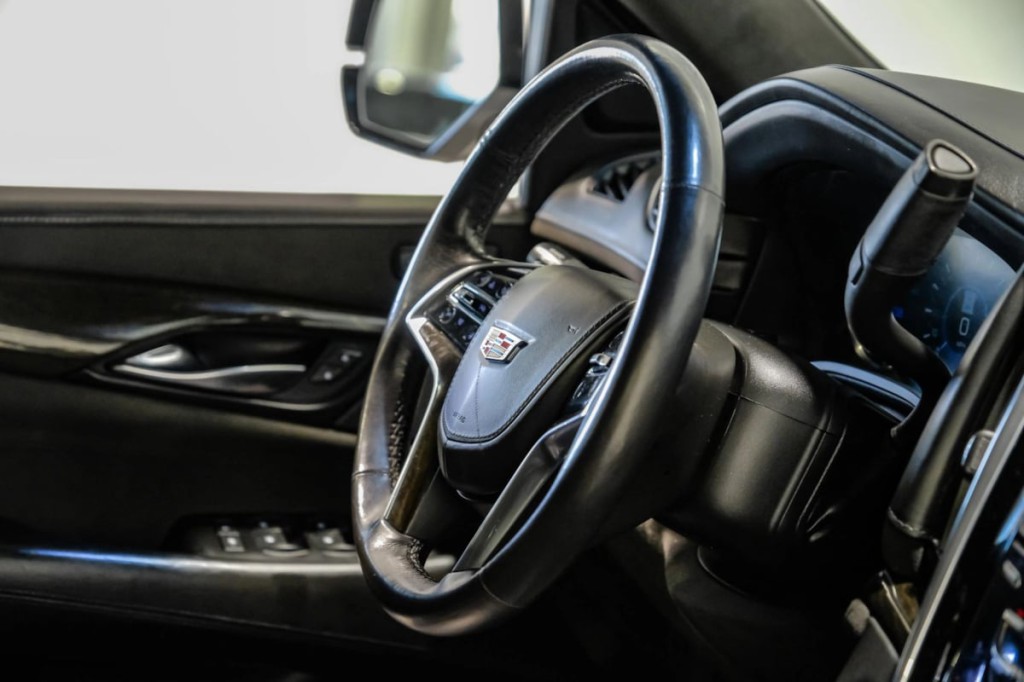 2020 Cadillac Escalade Image 21