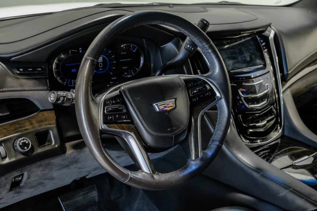 2020 Cadillac Escalade Image 23