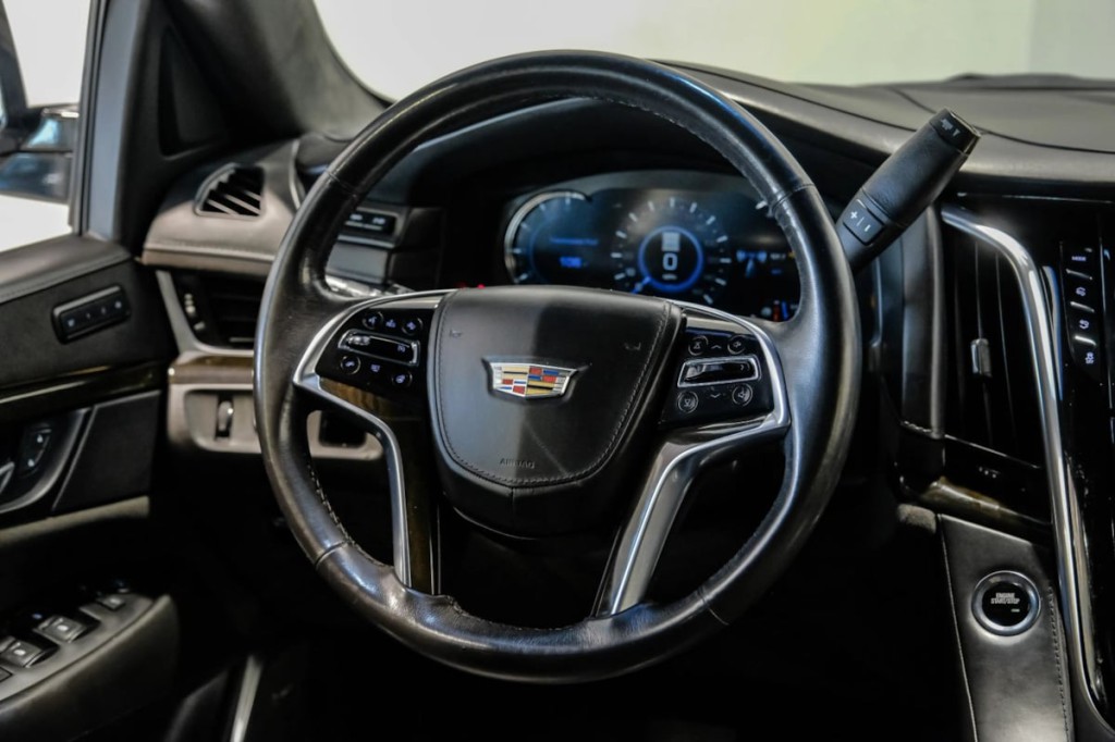 2020 Cadillac Escalade Image 24
