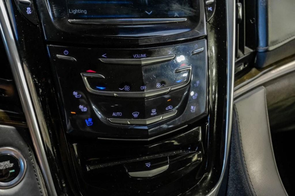 2020 Cadillac Escalade Image 36