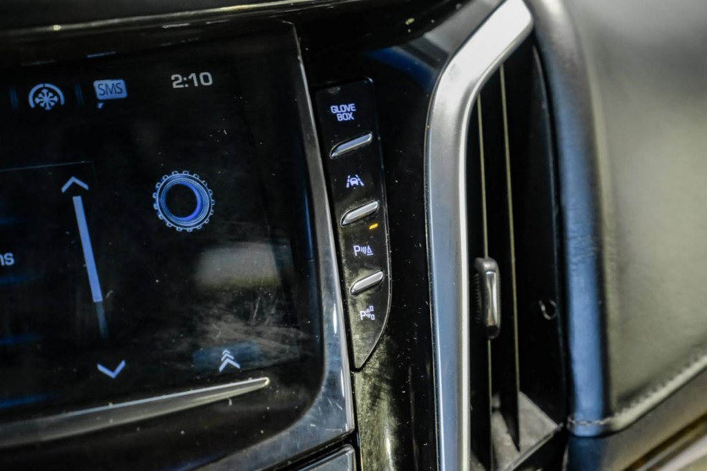 2020 Cadillac Escalade Image 38