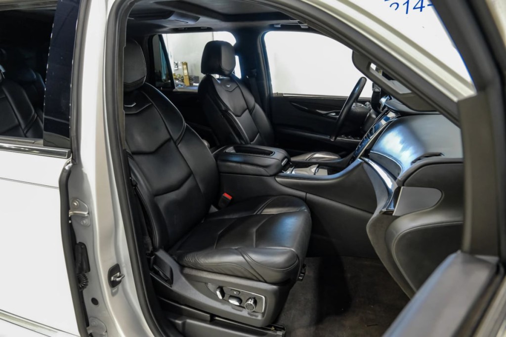 2020 Cadillac Escalade Image 49