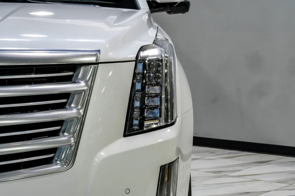 2020 Cadillac Escalade Image 64