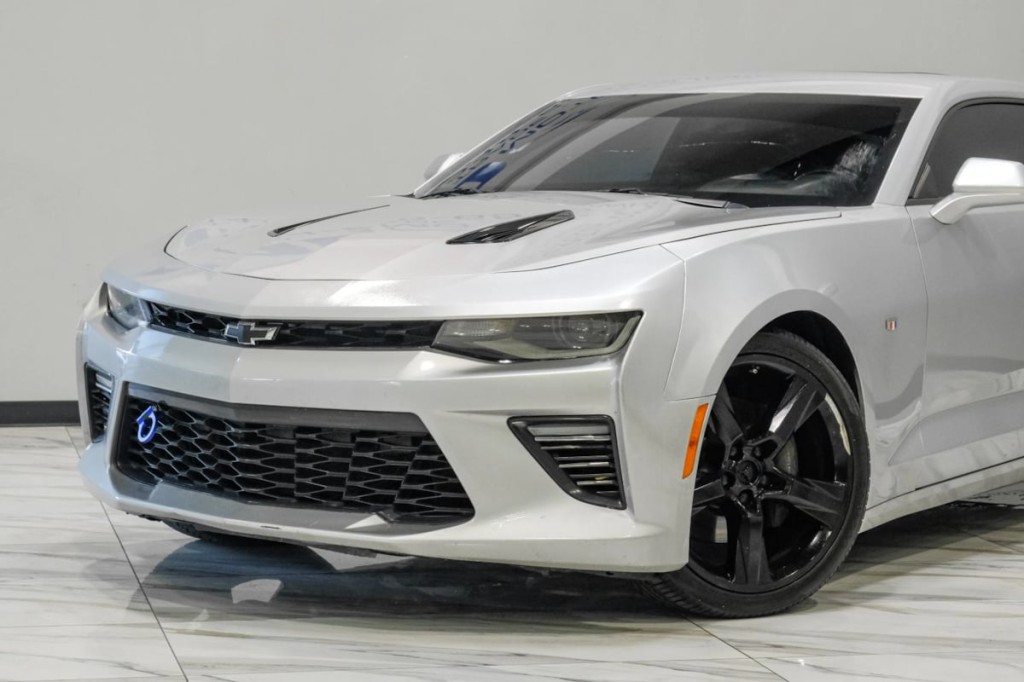 2018 Chevrolet Camaro Image 7