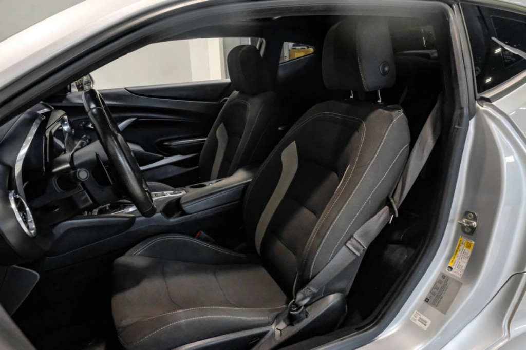 2018 Chevrolet Camaro Image 42