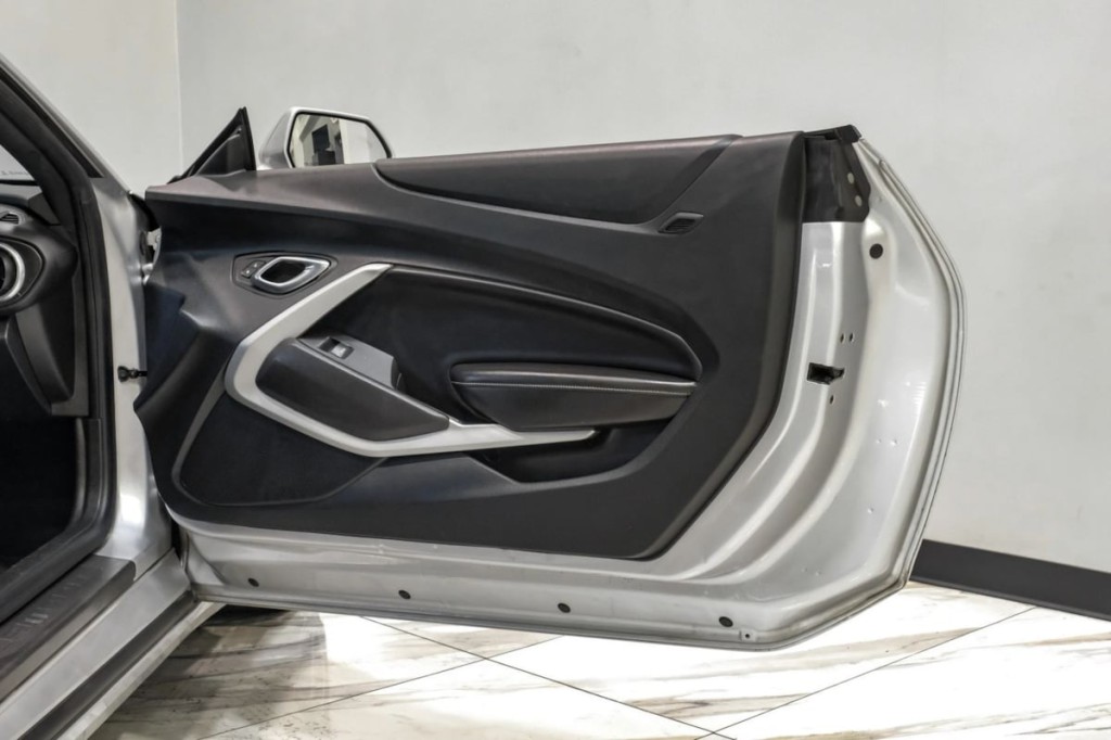 2018 Chevrolet Camaro Image 51