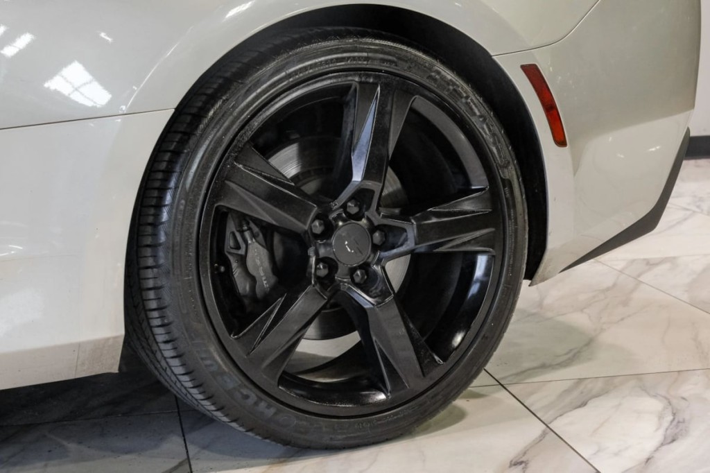 2018 Chevrolet Camaro Image 64