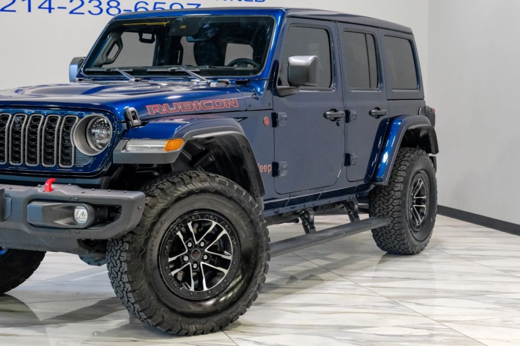 2025 Jeep Wrangler Image 7
