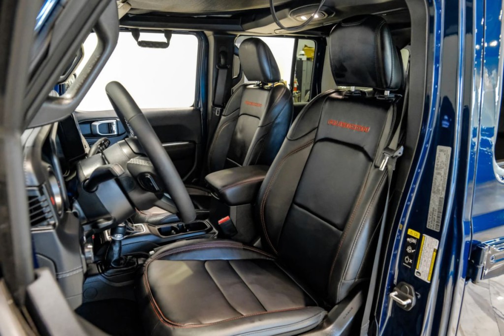 2025 Jeep Wrangler Image 45