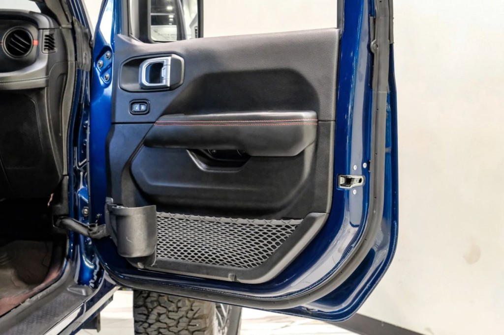 2025 Jeep Wrangler Image 58