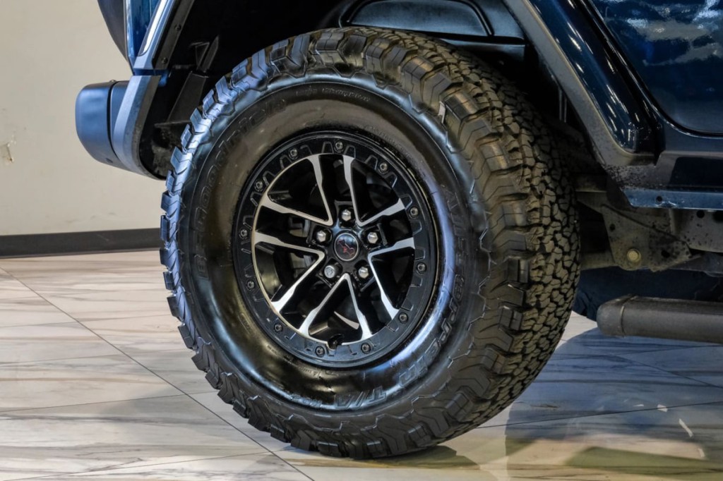2025 Jeep Wrangler Image 71