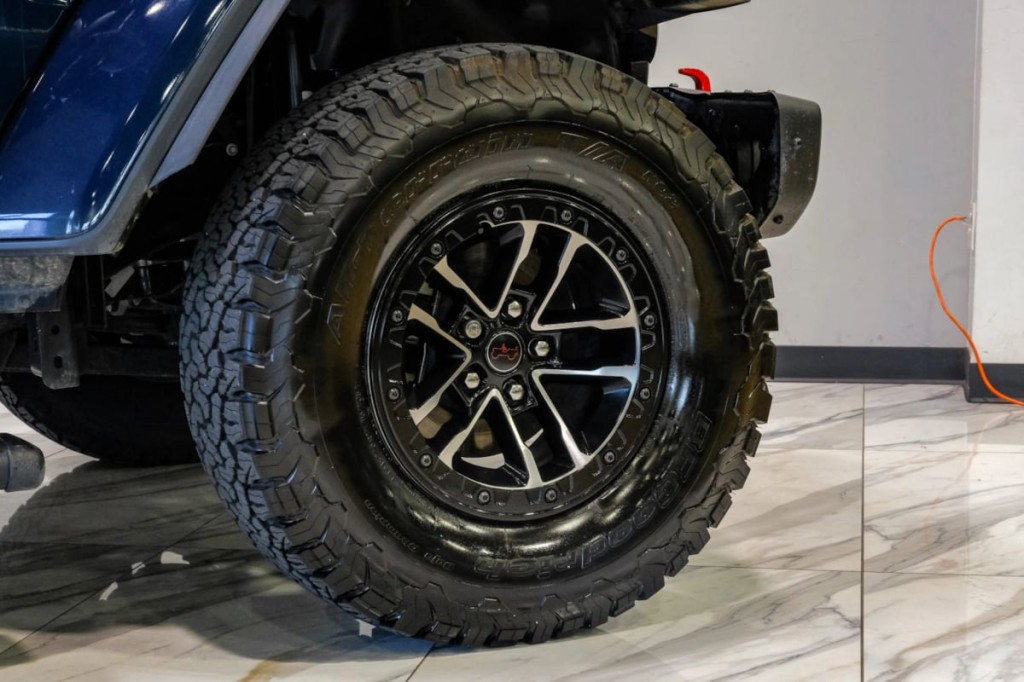 2025 Jeep Wrangler Image 72