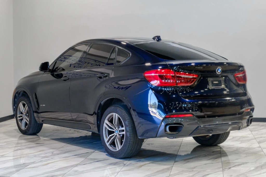 2016 BMW X6 Image 15