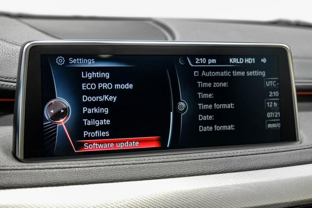 2016 BMW X6 Image 44