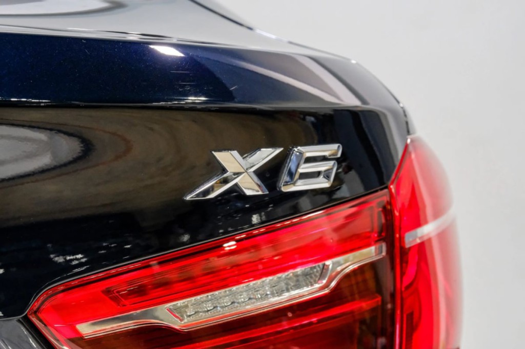 2016 BMW X6 Image 61