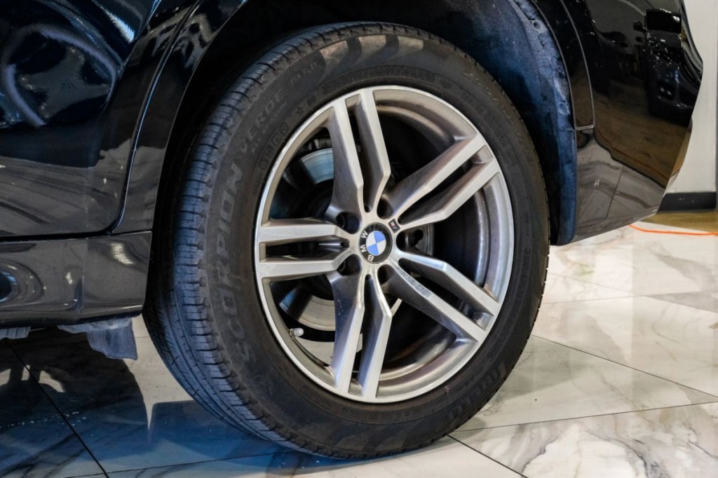 2016 BMW X6 Image 72