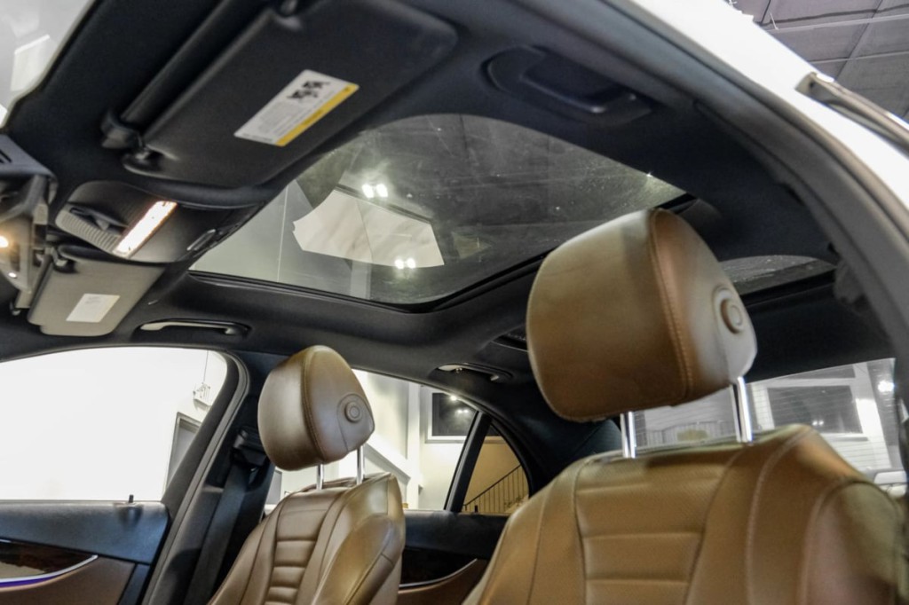 2018 Mercedes-Benz E-Class Image 6