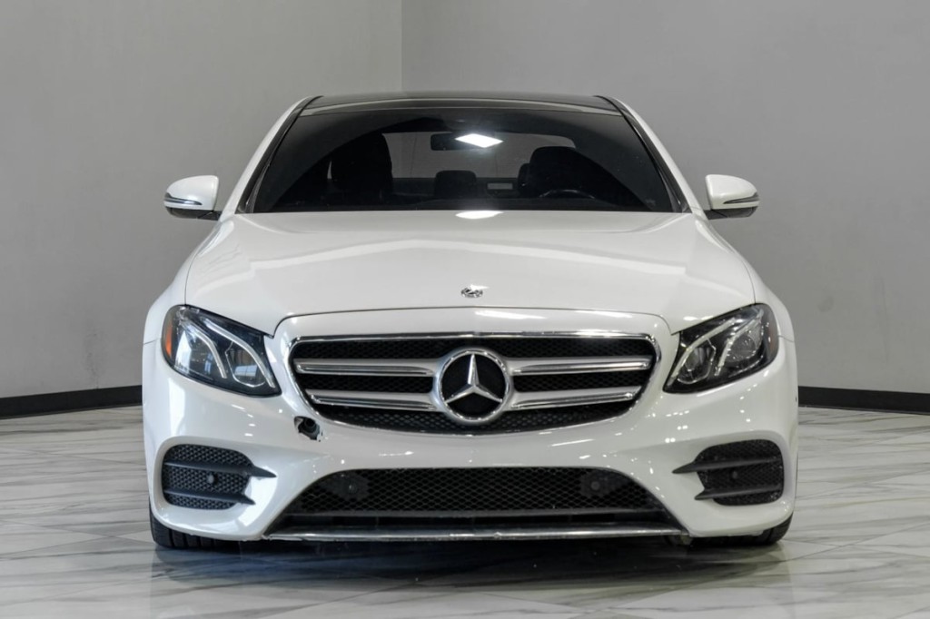2018 Mercedes-Benz E-Class Image 9