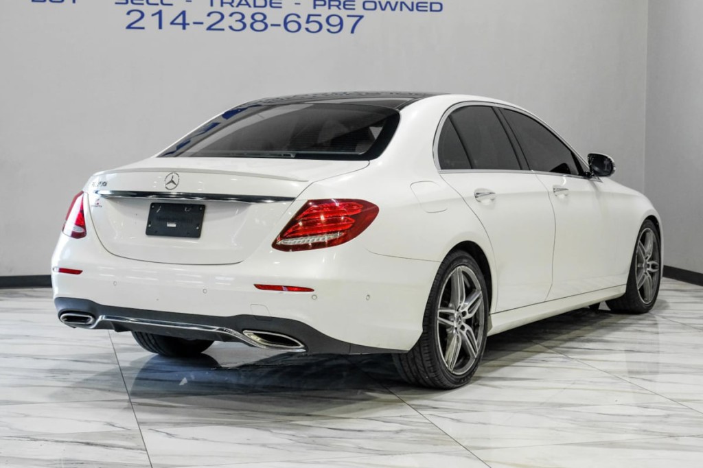 2018 Mercedes-Benz E-Class Image 12