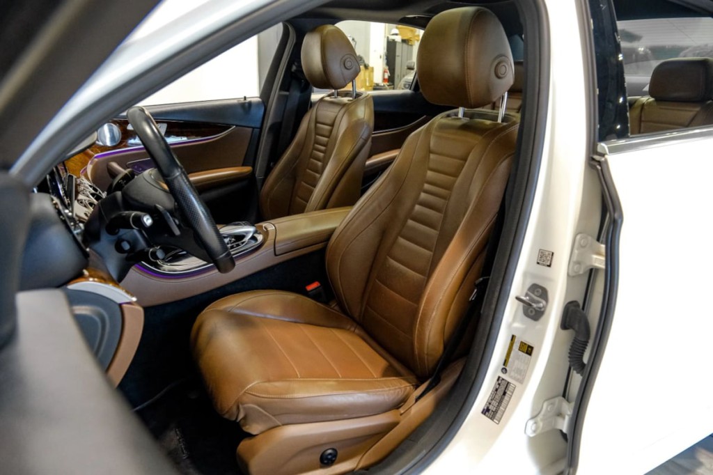 2018 Mercedes-Benz E-Class Image 43