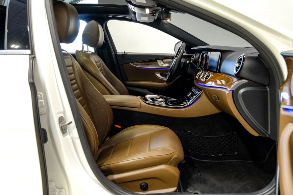 2018 Mercedes-Benz E-Class Image 44