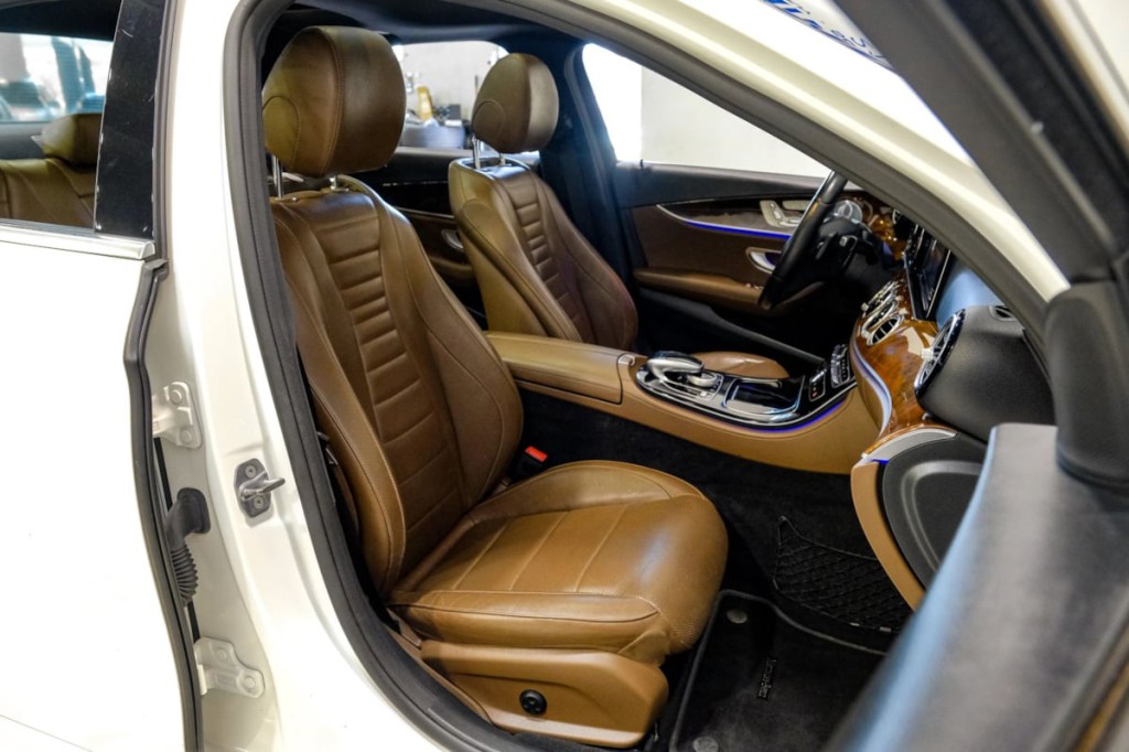 2018 Mercedes-Benz E-Class Image 45